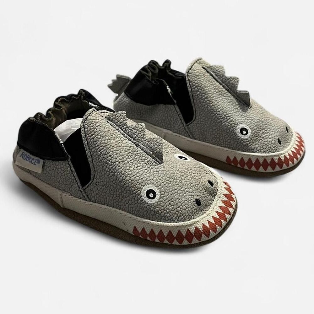Robeez Grey and White First-shoes-baby-shoes